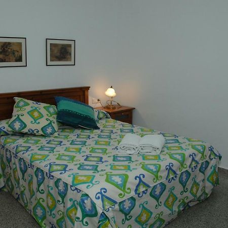 Accommodation Beach Apartments บาเลนเซีย ภายนอก รูปภาพ