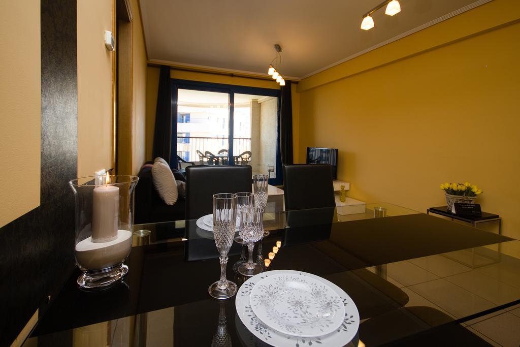 Accommodation Beach Apartments บาเลนเซีย ห้อง รูปภาพ