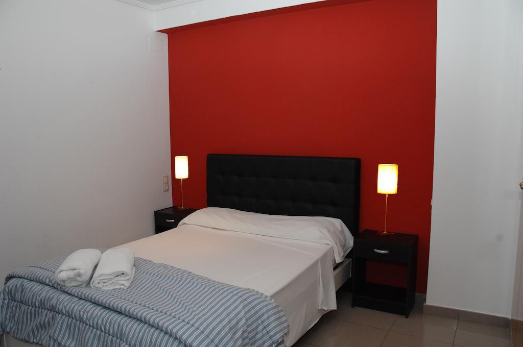 Accommodation Beach Apartments บาเลนเซีย ห้อง รูปภาพ