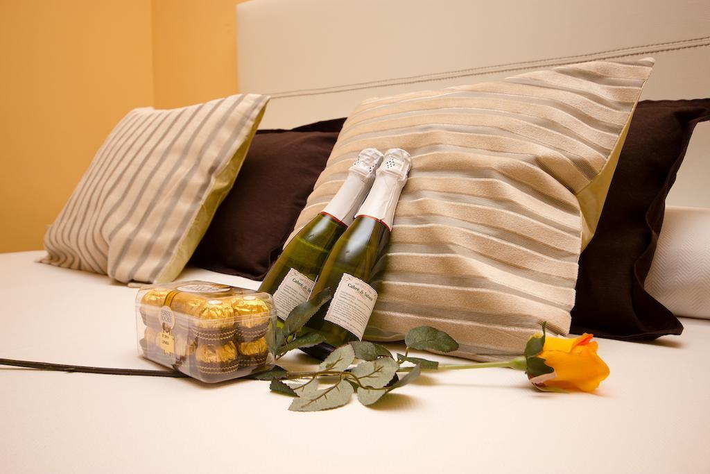 Accommodation Beach Apartments บาเลนเซีย ห้อง รูปภาพ